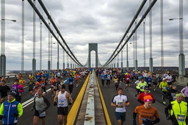 La maratón de Nueva York es la prueba más popular de las que anualmente se celebran en esa distancia. Todos los corredores, profesionales y no, quieren estar allí alguna vez. El jurado quiso destacar la colaboración ciudadana y el espíritu solidario que se da cada primer domingo de noviembre. 