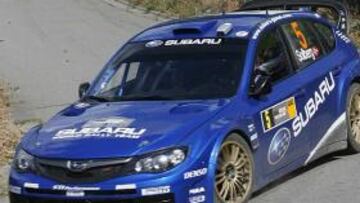 Un Subaru durante una pruba del Campeonato