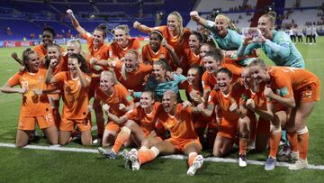 La selecci&oacute;n de Holanda busca coronarse como campe&oacute;n femenil cuando se enfrenten a USA este domingo desde el Parc OL, en la ciudad de Lyon.