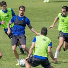 San José y Beñat, a falta de prorrogar sus contratos