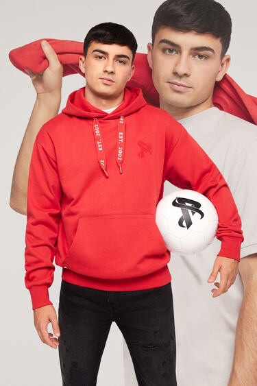 Abrígate y renueva el armario con la colección de ‘Pedri x Springfield’