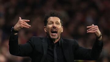 Atletico Madrid's Argentinian coach Diego Simeone gestures on the touchline during the UEFA Champions League quarter final first leg football match between Club Atletico de Madrid and Borussia Dortmund at the Metropolitano stadium in Madrid on April 10, 2024. (Photo by Pierre-Philippe MARCOU / AFP)