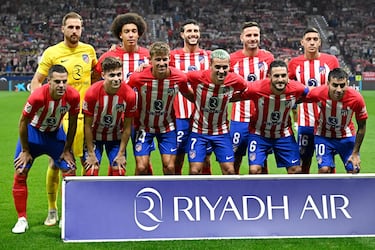 Once inicial del Atlético de Madrid. Jan Oblak, Axel Witsel, Mario Hermoso, Saúl Ñíguez, Nahuel Molina, César Azpilicueta, Rodrigo Riquelme, Antoine Griezmann, Koke y Ángel Correa.