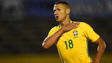 Richarlison playing for Brazil Under-20