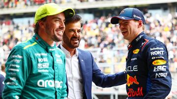 Alonso y Verstappen, junto a Ben Sulayem, en el GP de China de F1.