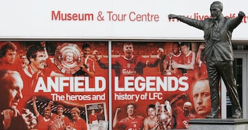 Exterior del estadio de Anfield, Liverpool.