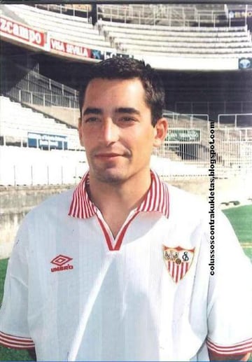 Real Madrid (1995-1996). Sevilla (1996-1997).