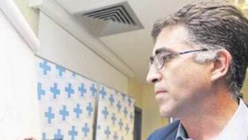 <b>LAS HORAS CONTADAS. </b>Jordi Ardèvol dejará de ser el jefe de los servicios médicos del Barcelona.