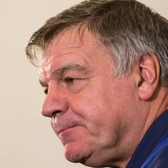 LA FA despide a un Allardyce "profundamente decepcionado"