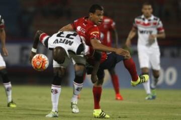 Hechalar y Cortés hicieron los goles para el equipo colombiano en el Atanasio Girardot.