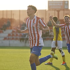 Simeone acude a la Academia: Sergio Esteban, Taufik, Luque, Julio...