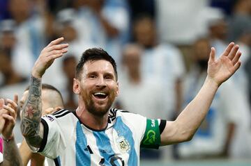 GR6004. LUSAIL (CATAR), 26/11/2022.- Lionel Messi de Argentina celebra hoy, en un partido de la fase de grupos del Mundial de Fútbol Qatar 2022 entre Argentina y México en el estadio de Lusail (Catar). EFE/ Rodrigo Jiménez
