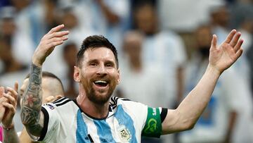 GR6004. LUSAIL (CATAR), 26/11/2022.- Lionel Messi de Argentina celebra hoy, en un partido de la fase de grupos del Mundial de Fútbol Qatar 2022 entre Argentina y México en el estadio de Lusail (Catar). EFE/ Rodrigo Jiménez
