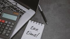 El 18 de abril es la fecha límite para presentar la declaración de impuestos del año fiscal 2022. Estas son las sanciones del IRS por presentar tarde.