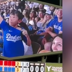 Un niño crea uno de los vídeos más virales de TikTok: vean lo que sucede cuando la cámara le enfoca