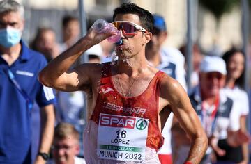 El murciano Miguel Ángel López (34 años) ha conseguido el oro en los 35 km marcha en el Europeo disputado en la capital alemana.