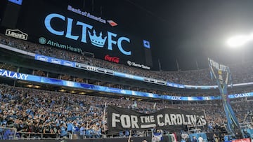 Oficialmente casi 75 mil personas se dieron cita para el Charlotte FC vs LA Galaxy. Con esto superaron el r&eacute;cord de Atlanta United de 72 mil 548 personas.