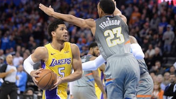 Los Lakers sorprenden a los Thunder y Hart derriba la puerta