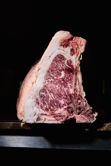 El restaurante italiano con pasta fresca y carnes a la brasa que conquista el centro de Madrid