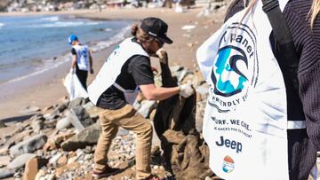 Rip Curl Planet se la juega con limpieza de mar sobre Stand Up Paddle