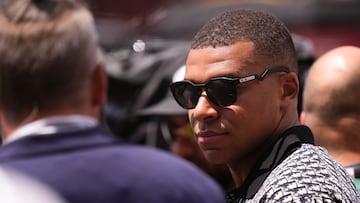 Mbappé insiste al PSG: no se va