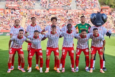 El equipo de Cadalan pertenece al equipo de fútbol de la ciudad, a Marcelo Cleur, al Jerona de Fútbol de Pere Cardiola y a otros pequeños socios. 