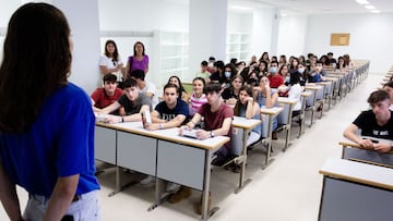 España vuelve a celebrar los exámenes de Selectividad, un evento vital para los estudiantes. Detallamos las notas medias del año pasado por comunidades.