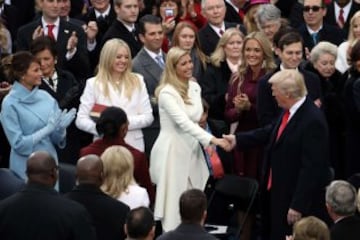 Ivanka y Tiffany Trump lucen de blanco en la toma de posesión