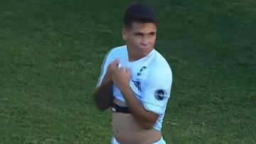 ¡Estaba solo! El increíble gol que falló Soteldo en Santos