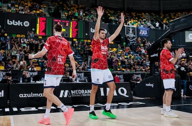 El Manresa funde al Bilbao Basket 