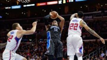 Tobias Harris ante Griffin y Barnes.