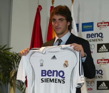 Higuaín, en su presentación con el Real Madrid.