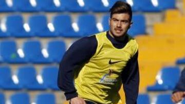 <b>DESPEDIDA. </b>Tiago Gomes, ayer, en el entrenamiento celebrado en el Rico Pérez.