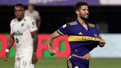 Boca Juniors&#039; defender Lisandro Lopez (R) celebrates after scoring a goal against Sarmiento during their Argentine Professional Football League match at La Bombonera stadium in Buenos Aires, on February 28, 2021. (Photo by ALEJANDRO PAGNI / AFP)