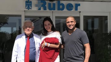 Roberto Carlos tiene a su noveno hijo con su mujer Mariana Luc&oacute;n. Foto: Instagram