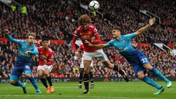 Fellaini salva al Manchester United en el último suspiro