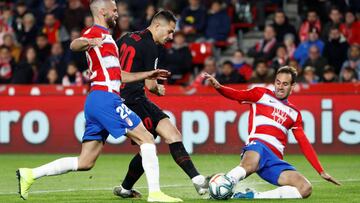Vitolo, en una jugada ante el Granada.