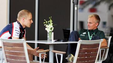 Bottas con Kovalainen.