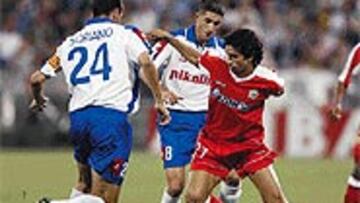 <B>LA TORRE DE HÉRCULES</B>. Valerón es el faro que alumbra el juego deportivista en ataque y ayer volvió a dirigir a los suyos en La Romareda.