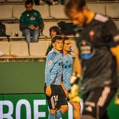 El Racing de Ferrol tiene un agujero histórico en la zaga