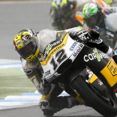 Luthi se acerca a Morbidelli por una descalificación de Aegerter