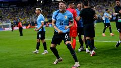 Fede Valverde celebra la victoria de Uruguay sobre Brasil que dio a La Celeste la clasificación para las semifinales de la Copa América.