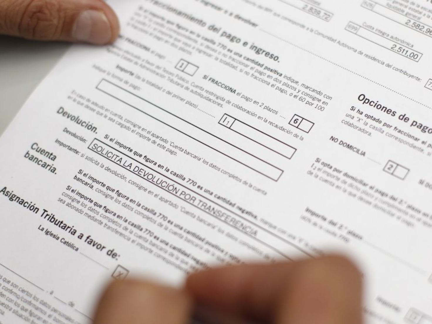 Quiénes están obligados a presentar el Modelo 145 del IRPF en la Campaña de la Renta 24-25 - AS.com