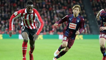 Williams en una acción ante los armeros.