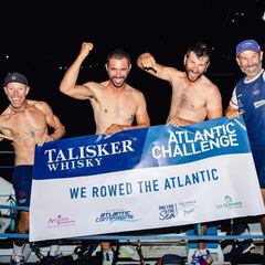 Un ingeniero acaba primero en travesía a remo del Atlántico