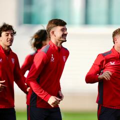 Vuelta al tajo con Kike Salas a tope y sin Ocampos