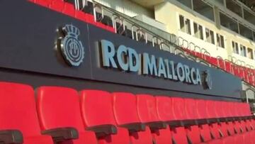 Dos aficionados del Sevilla expulsados del palco del Mallorca por mala conducta
