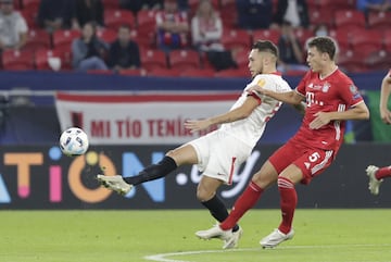 Lucas Ocampos y Benjamin Pavard.