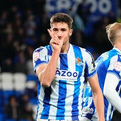 Martón se despide de la Real antes de su desembarco en Lezama