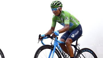 Nairo Quintana en la Etapa 18 recuperando tiempo
